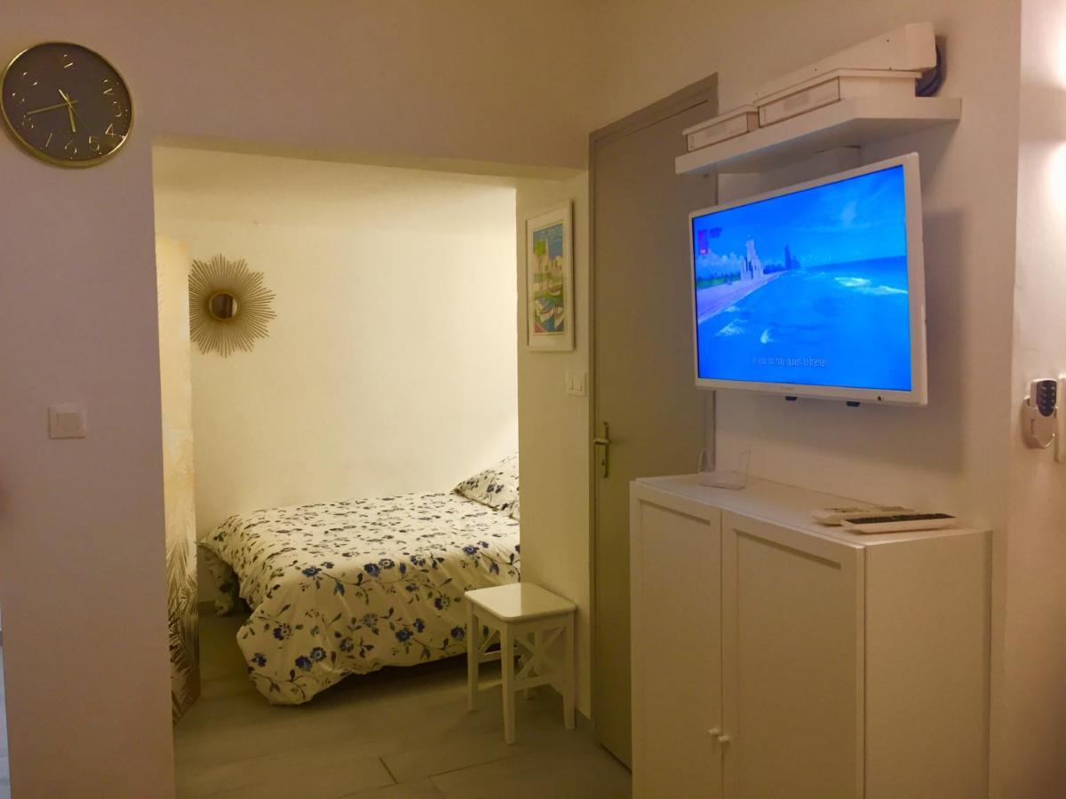 Superbe Studio Sur Le Port Et Rue Pietonne 사나리쉬르메르 외부 사진
